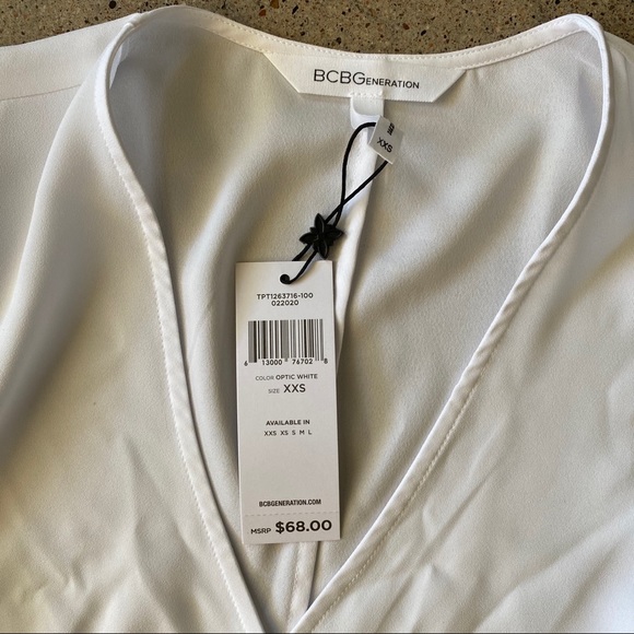 BCBG • White Wrap Top • XXS - Picture 6 of 7